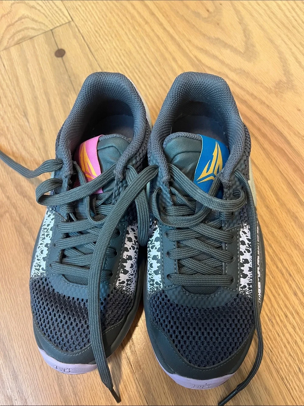 Girls Nike basketball shoes- JA morant - Gray with Pink & Blue Accents